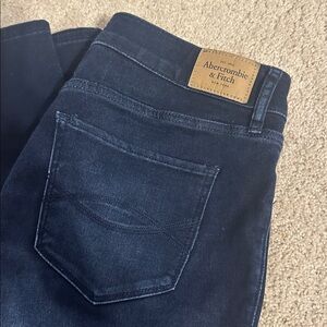 Abercrombie & Fitch Dark Blue Women's Skinny Jeans